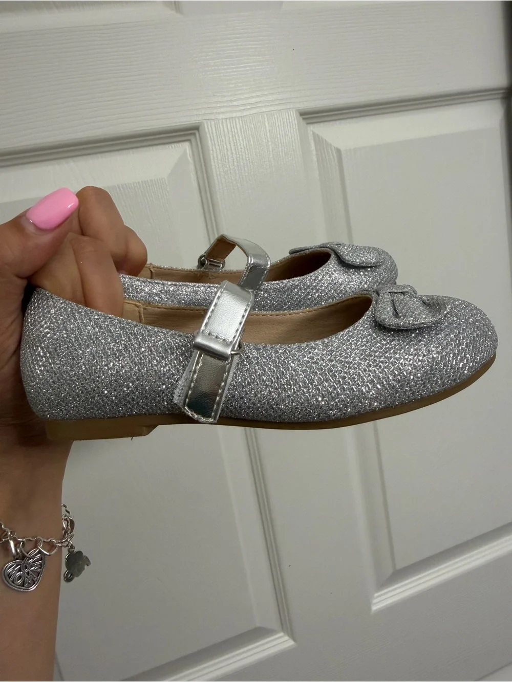 Girls Silver Glitter Mary Jane Shoes with Bow